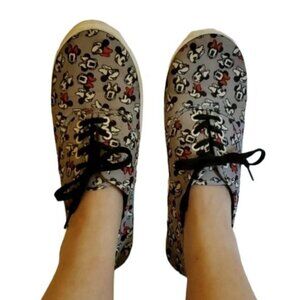 Disney Minnie Mouse LOW TOP Sneakers Lace Up Shoes  Women's WOMAN'S Size 11